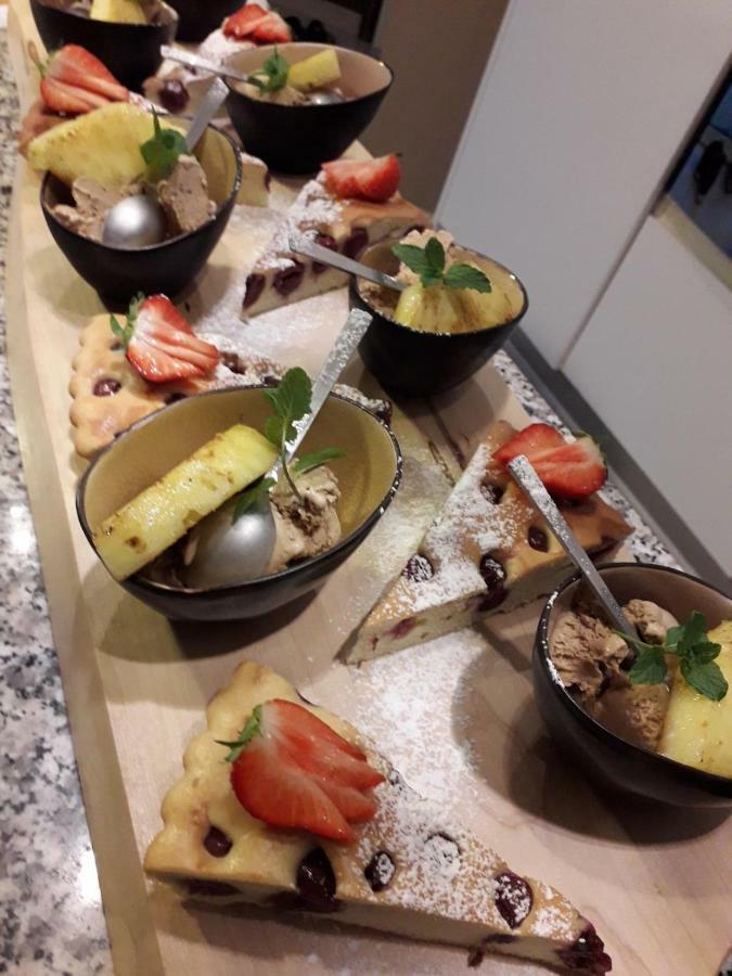 Maas&Mechelen B&B Massage & Wellness Maasmechelen Luaran gambar